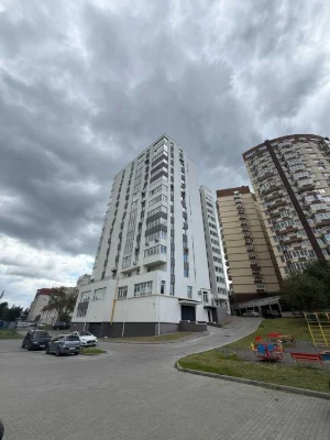 Продаж 1 кім квартири вул.Бережанська