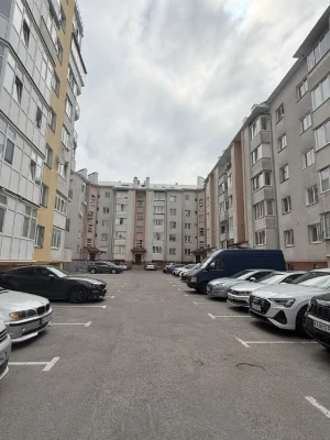 ‼️ продаж 4-х кімнатної Каховська ( Патона)