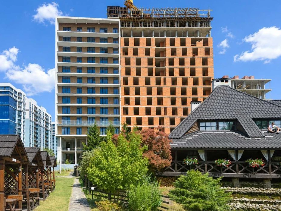 Продається 2-кімнатна квартира в ЖК «Lake View», вул. Володи