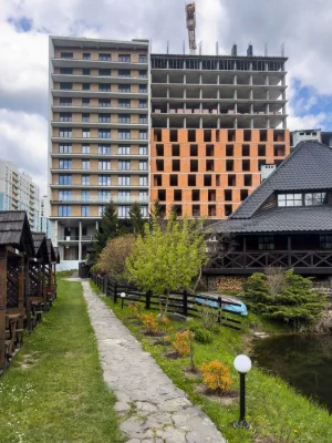 2-кімнатна квартира з терасою біля озера в ЖК Lake View — ву