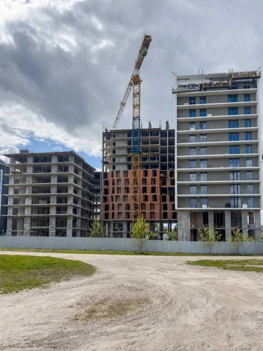 2-кімнатна квартира з терасою біля озера в ЖК Lake View — ву