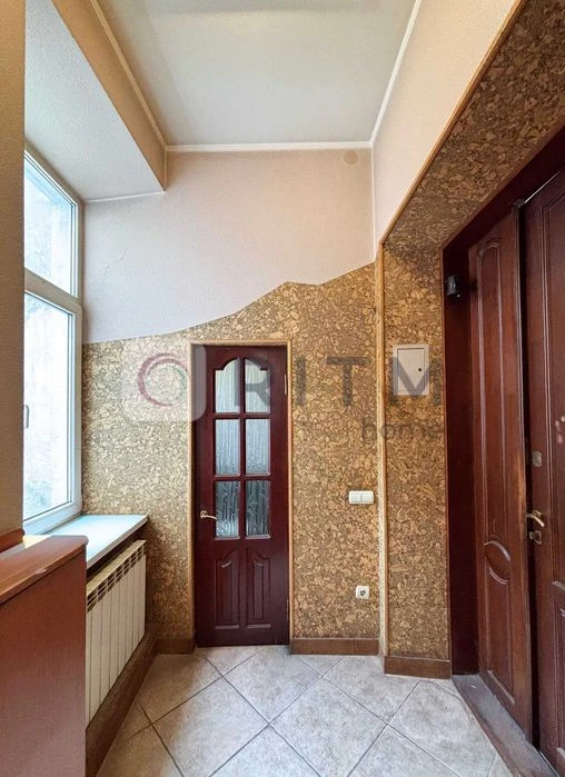 Продаж 3-кімнатної квартири по вул. Пекарська, Личаківський