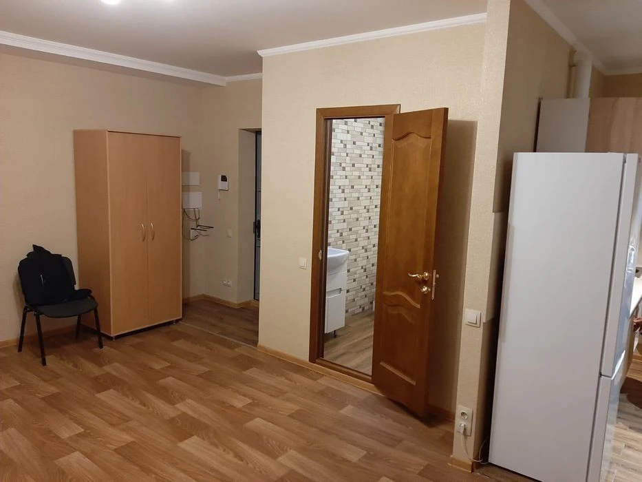 I will sell an apartment - a studio in Bortnychy!