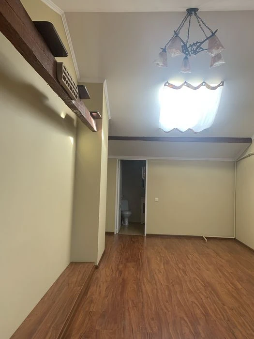 Продаж квартири 4кімнати вул Шептицьких ( універ)