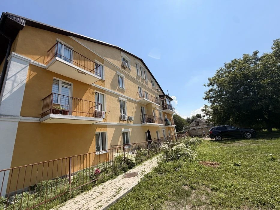 I will sell an apartment - a studio in Bortnychy!