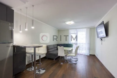 Продаж 2 кімнатна квартира з ремонтом вул. Мазепи