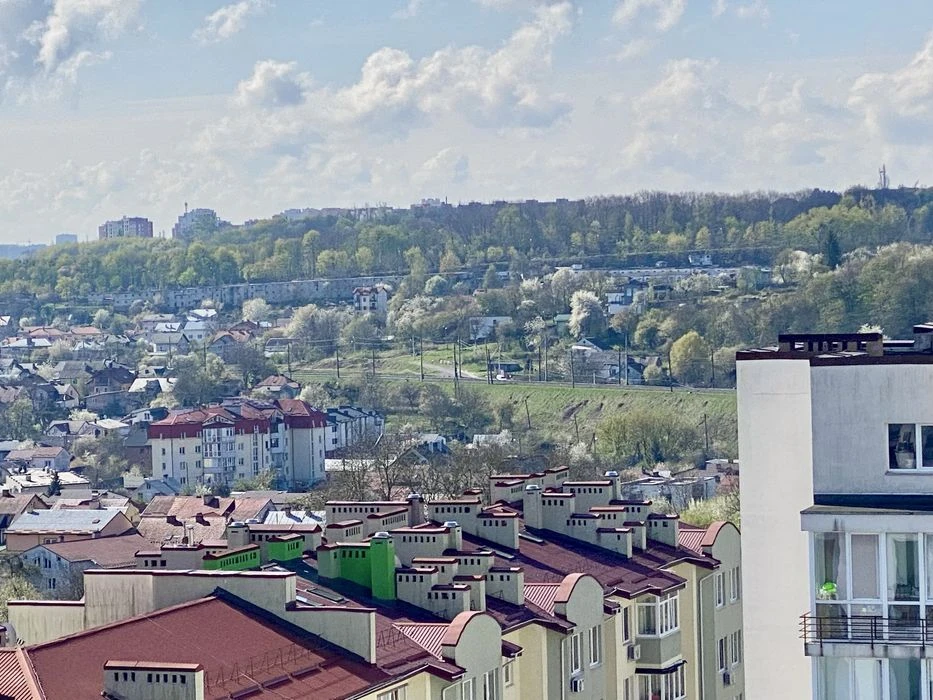Продаж 2 кім квартири вул Малоголосківська