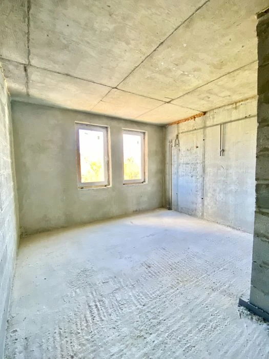 Продаж 2 кім квартири вул Малоголосківська