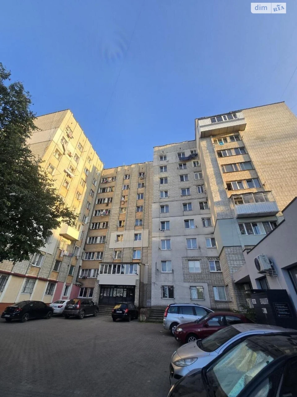 Продаж Квартира Рясне