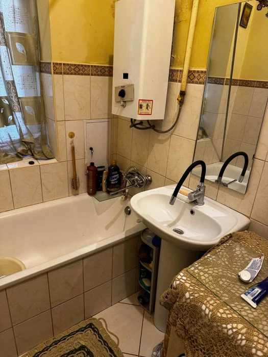 ПРОДАЖ 3-кімнатної квартири в центрі м.Львова вул.Менцинсько