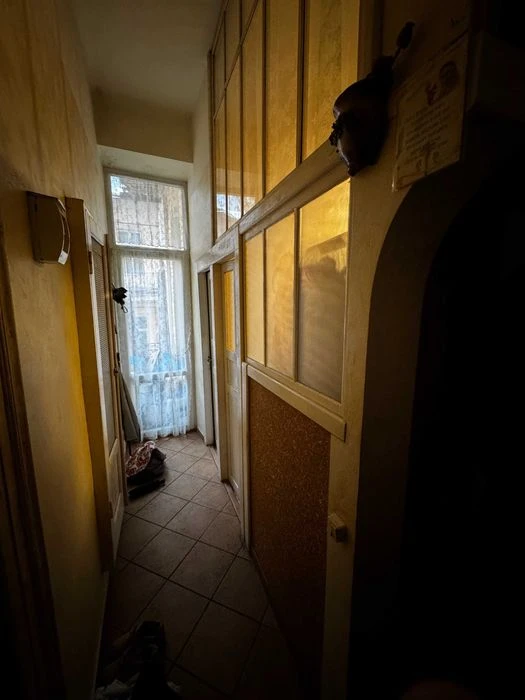 ПРОДАЖ 3-кімнатної квартири в центрі м.Львова вул.Менцинсько