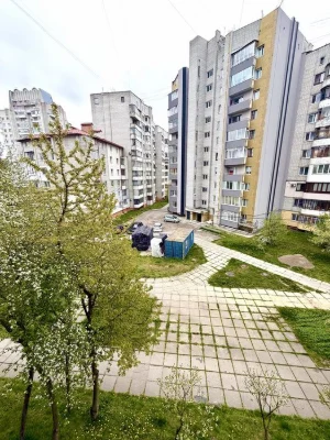 Чотирьохкімнатна квартира для сімʼї