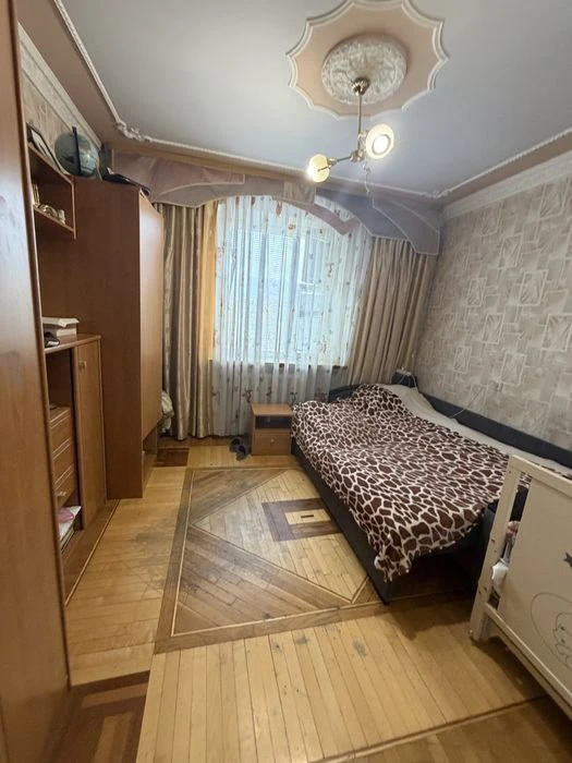 Чотирьохкімнатна квартира для сімʼї