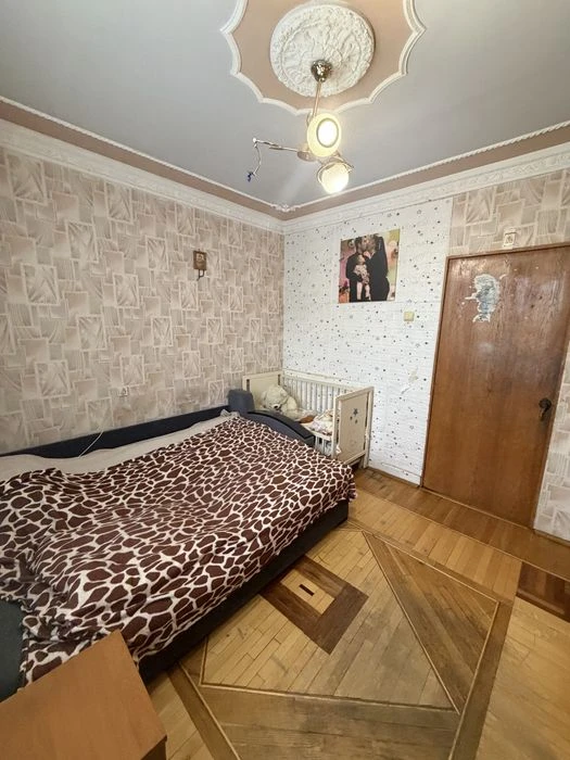 Чотирьохкімнатна квартира для сімʼї