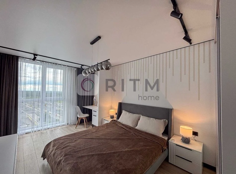 Продаж 2 кімнатна квартира з дизайнерським ремонтом ЖК Riel