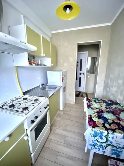 Продаж2 кім  вулиця Повітряна