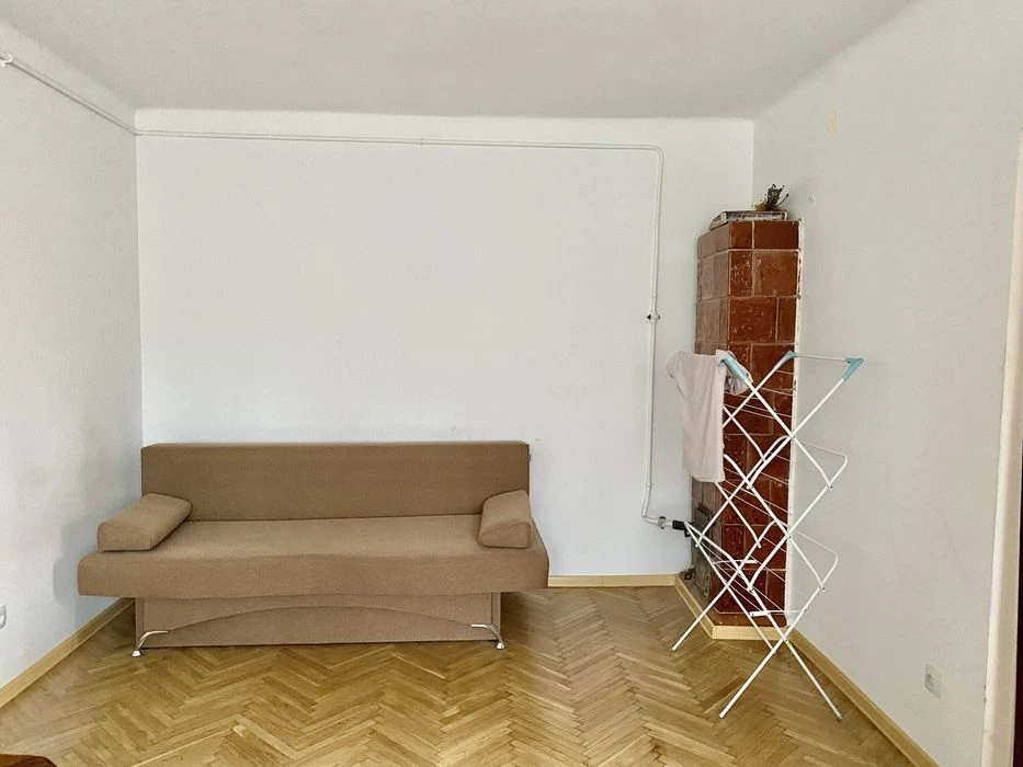 Продаж2 кім  вулиця Повітряна