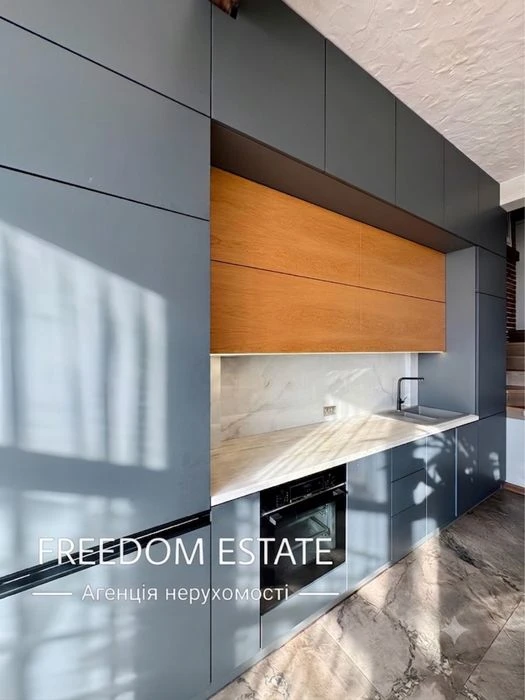 $250,000 Apartment with a terrace in the center / Felicita residential complex / Sokol