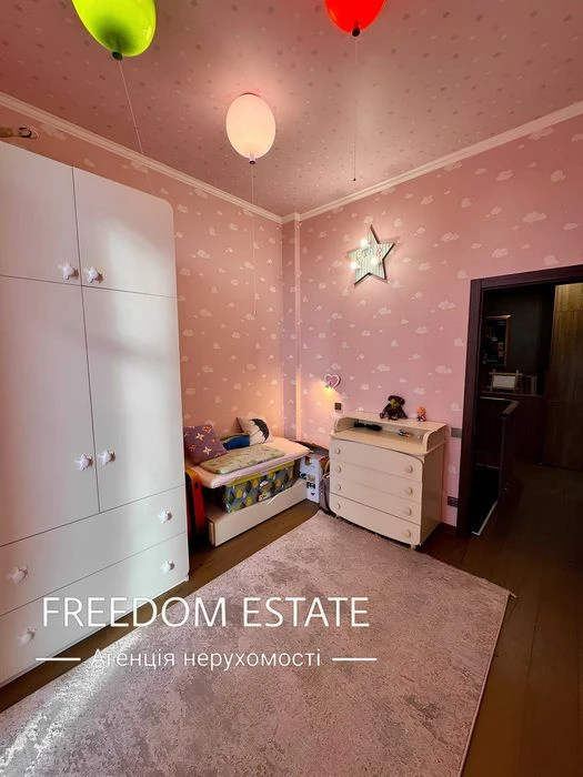 $250,000 Apartment with a terrace in the center / Felicita residential complex / Sokol