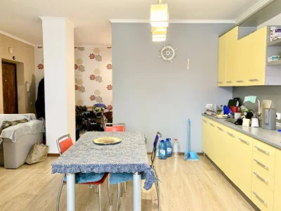 Продаж 3 кім. квартири, вул. Плугова, 10
