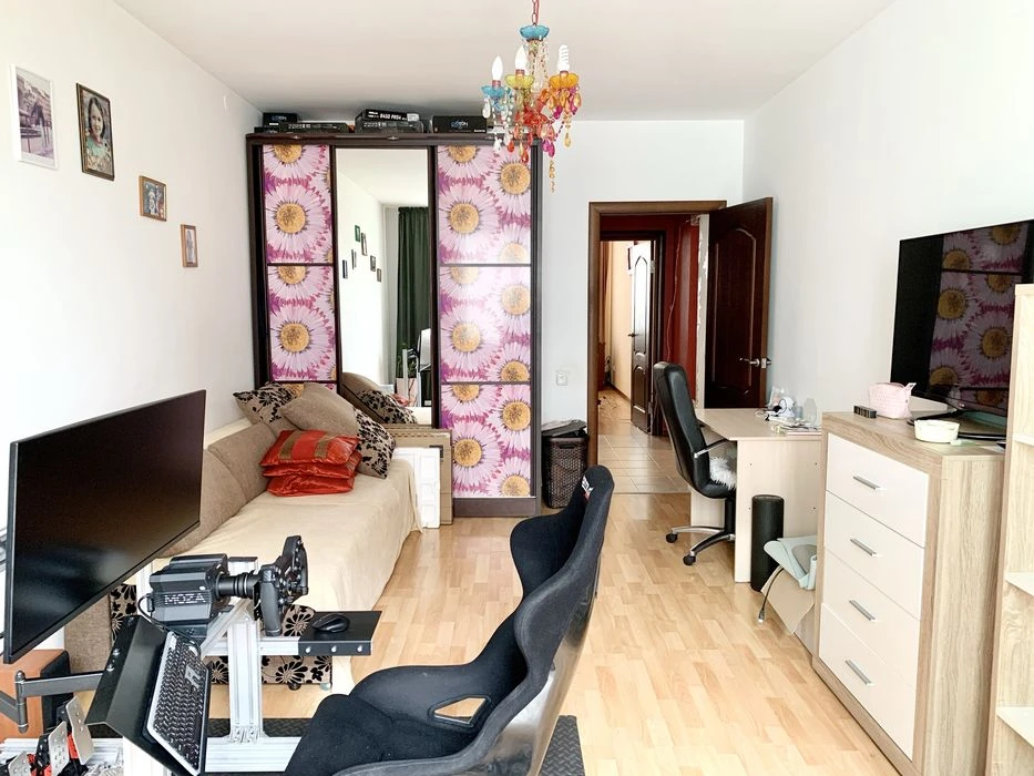 Продаж 3 кім. квартири, вул. Плугова, 10