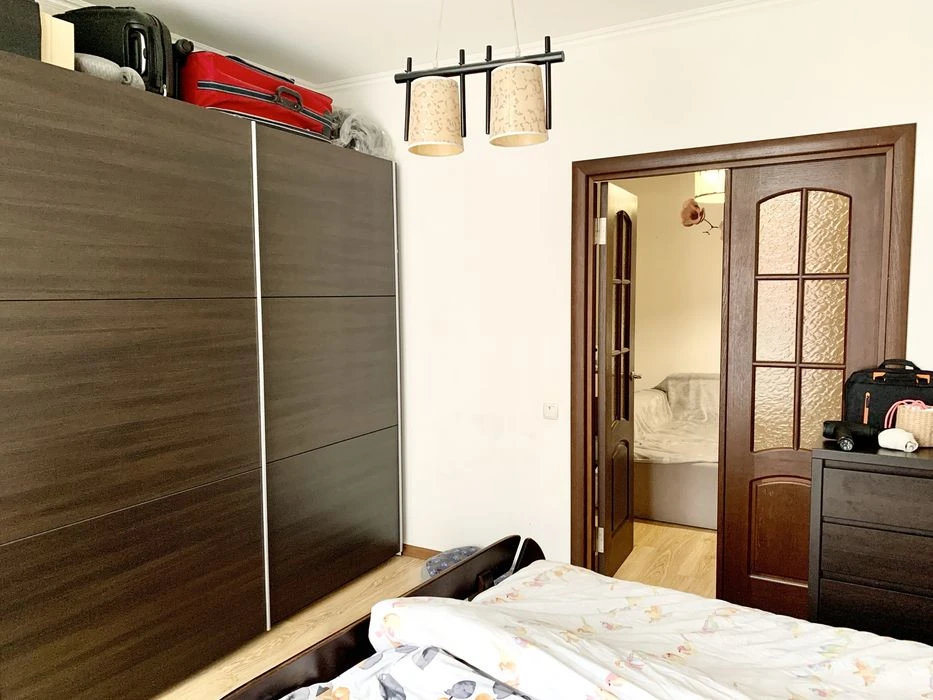 Продаж 3 кім. квартири, вул. Плугова, 10