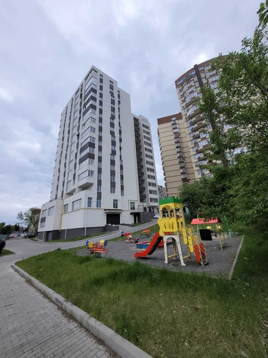Продаж 1к Бережанська 52м  12/14ц 78000дол 0-цикл зданий ліф