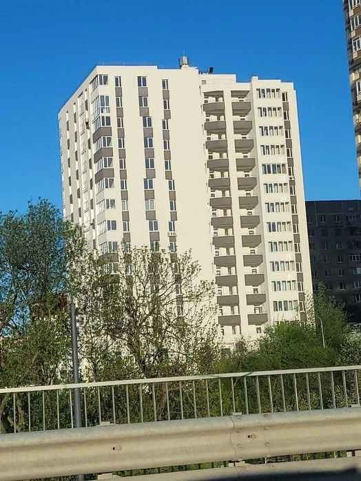 Продаж 1к Бережанська 52м  12/14ц 78000дол 0-цикл зданий ліф