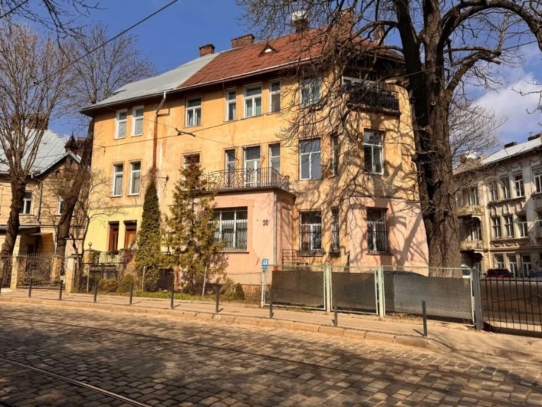 Продаж 4 кімнатної квартири, Австрійський будинок, вул. Котл