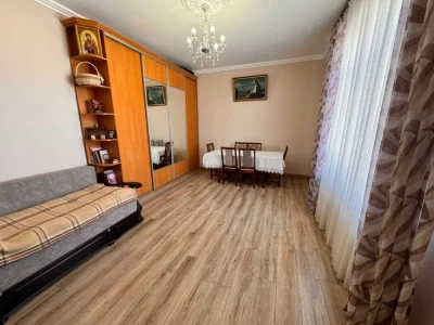 Продаж 4 кімнатної квартири, Австрійський будинок, вул. Котл