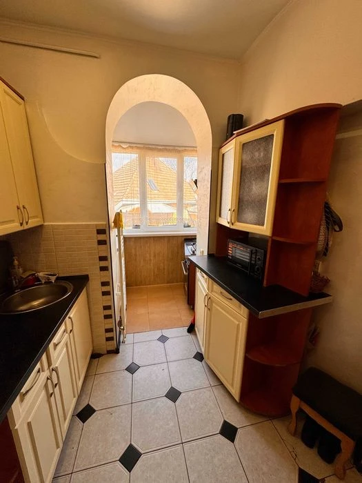 Продаж 4 кімнатної квартири, Австрійський будинок, вул. Котл