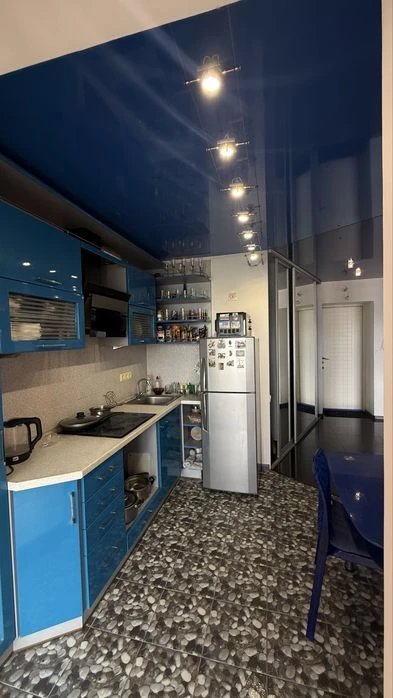 Продаж 3 кім. квартири просп. Чорновола
