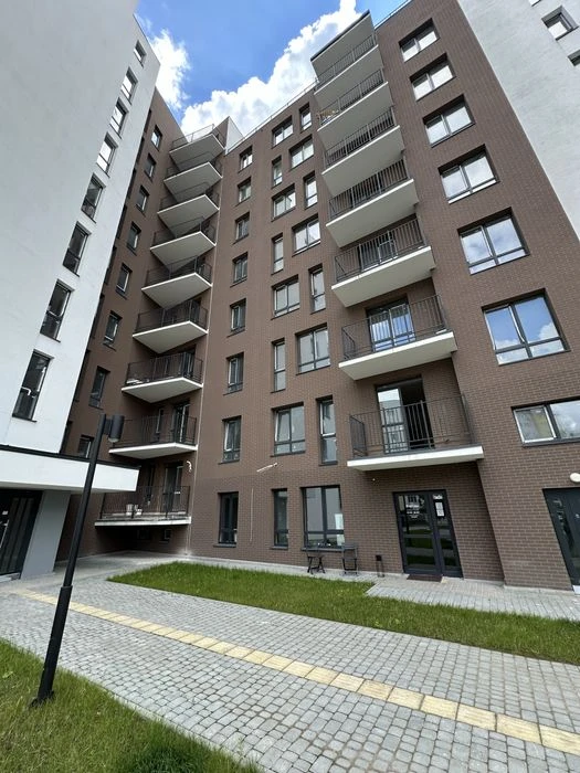 Продаж вул.О.Степанівни просторих 2х кімнатних апартаментів