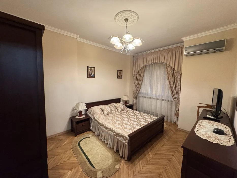 Власник.3 кімнатна квартира в центральній частині м.Львів