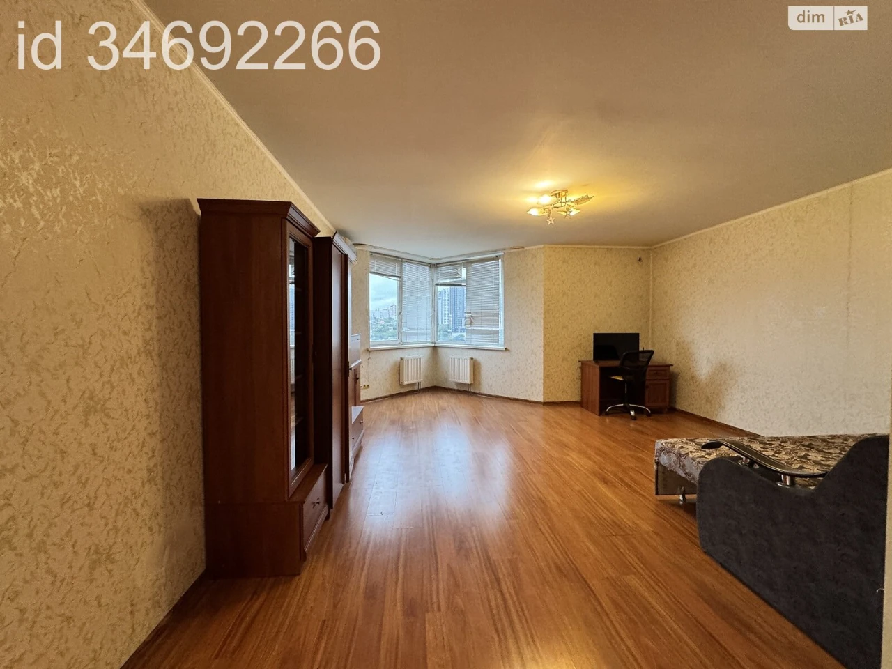 Apartment for sale Saperna Slobidka
