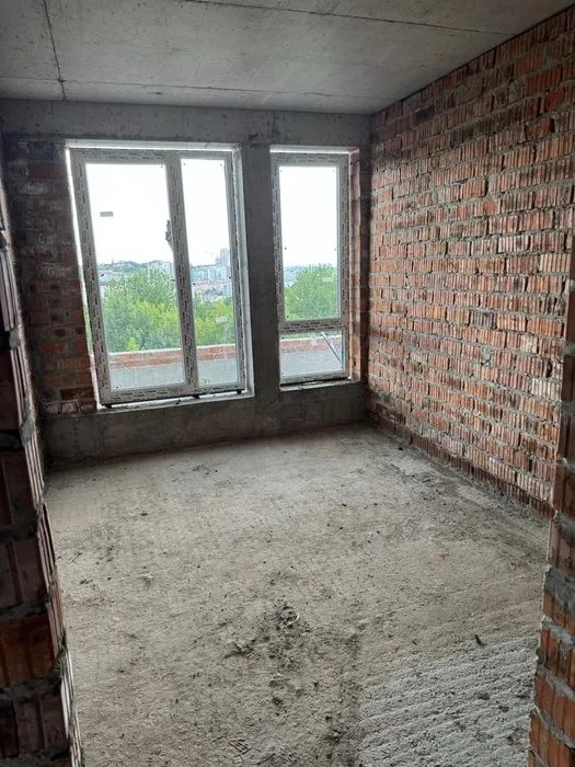 Продаж 2-кім.квартира 69.74 м² 5/5ц вул.Пилипа Орлика 86500$