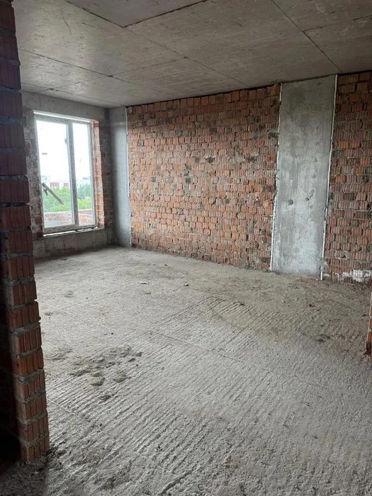 Продаж 2-кім.квартира 69.74 м² 5/5ц вул.Пилипа Орлика 86500$