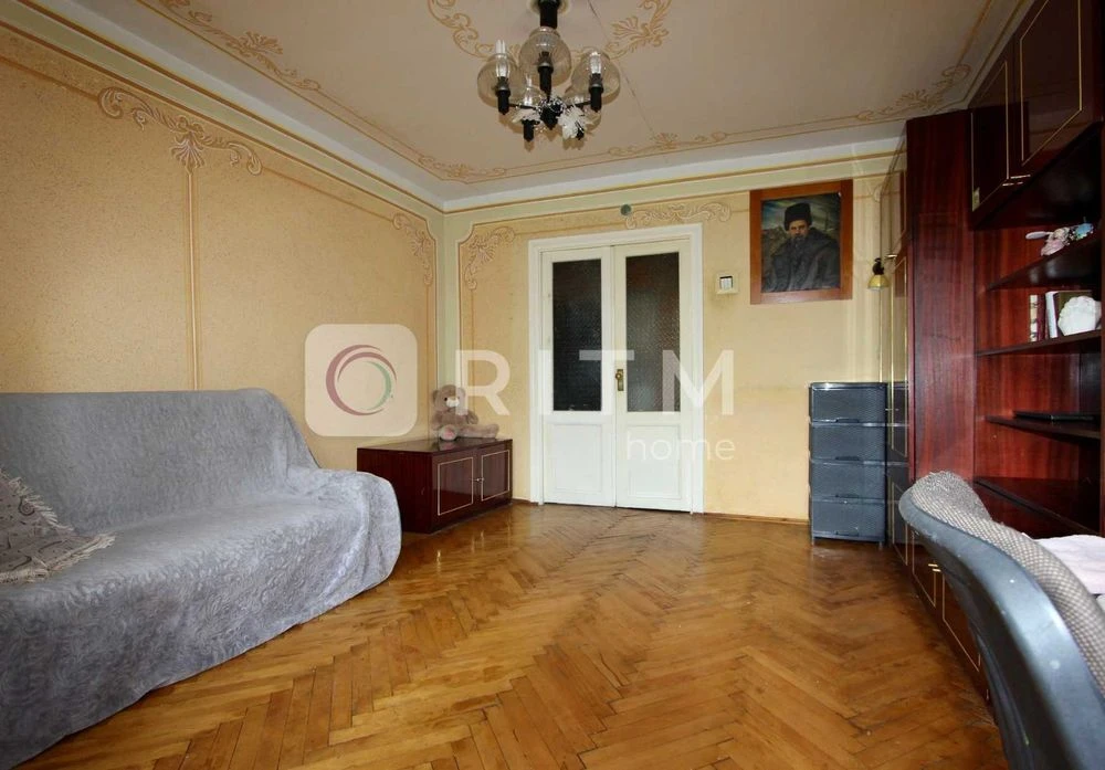 Продаж 3-кімнатної квартири з ремонтом, Личаківський район.