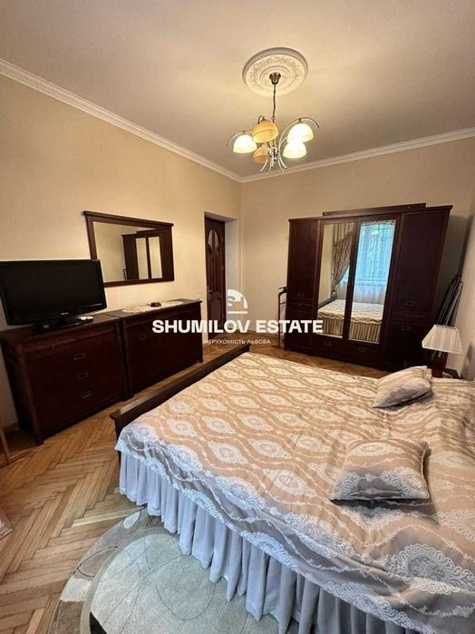 Продається Приваблива 3-кімнатна Квартира по вулиці Дмитра В