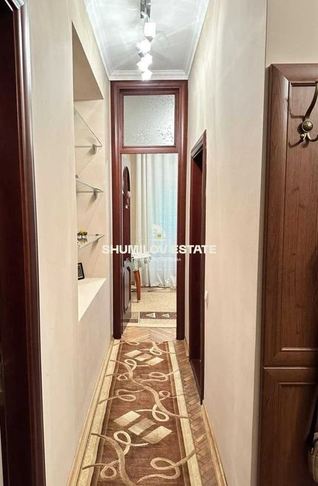Продається Приваблива 3-кімнатна Квартира по вулиці Дмитра В