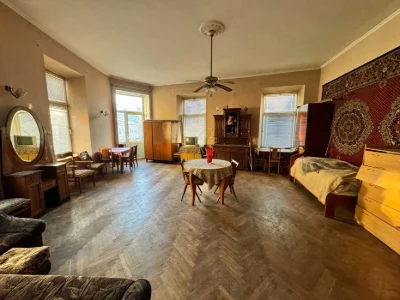Продаж 3 кімнатної квартири, Австрійський будинок, вулиця Кн