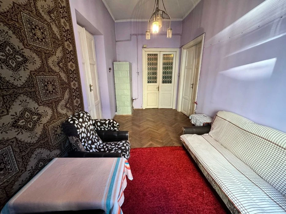 Продаж 3 кімнатної квартири, Австрійський будинок, вулиця Кн