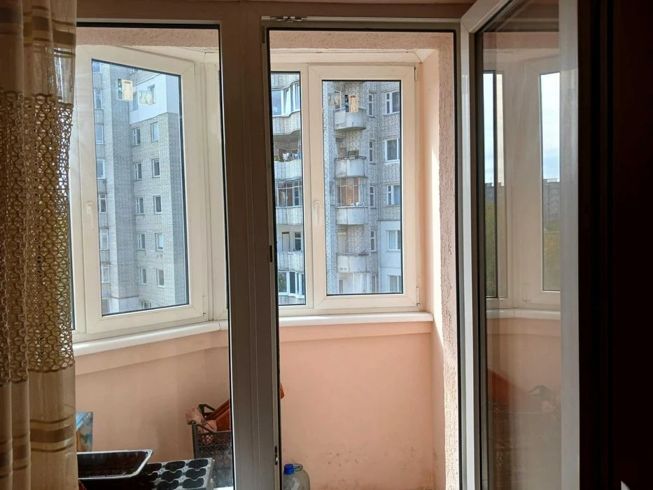 Продаж 2-кім вул. Трильовського, 14
