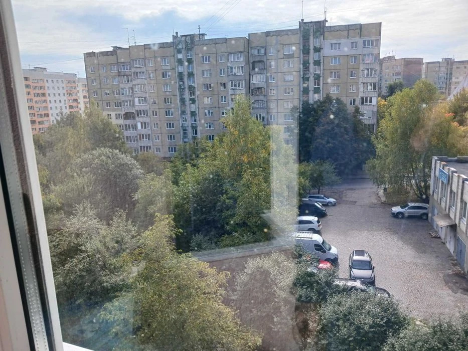 Продаж 2-кім вул. Трильовського, 14