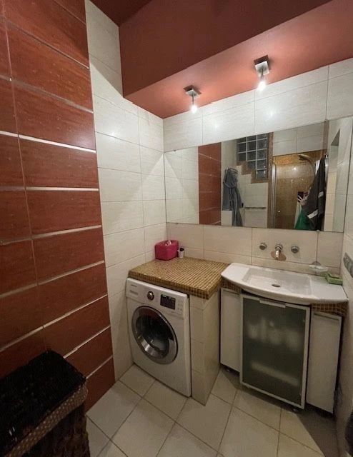 Продаж 3 кім новобудови з ремонтом в парковій зоні вул.Кубан