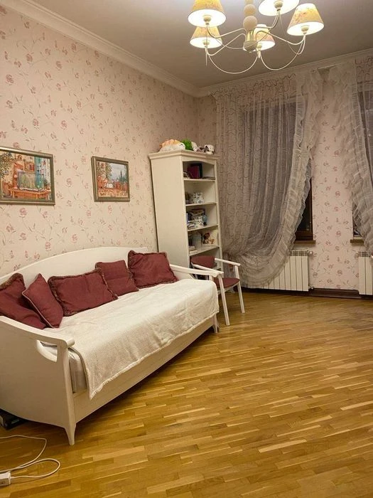 Продаж 3 кім квартири по вул.Левицького (105 м.кв., два балк