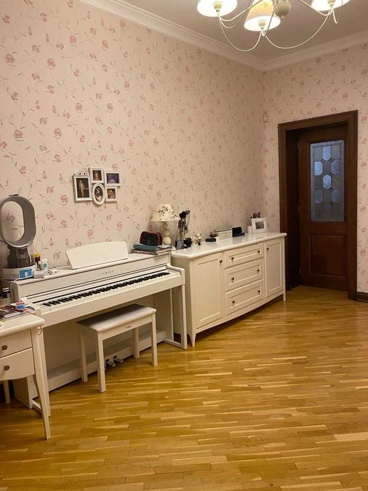 Продаж 3 кім квартири по вул.Левицького (105 м.кв., два балк