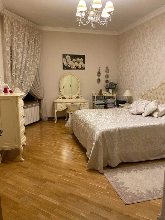 Продаж 3 кім квартири по вул.Левицького (105 м.кв., два балк