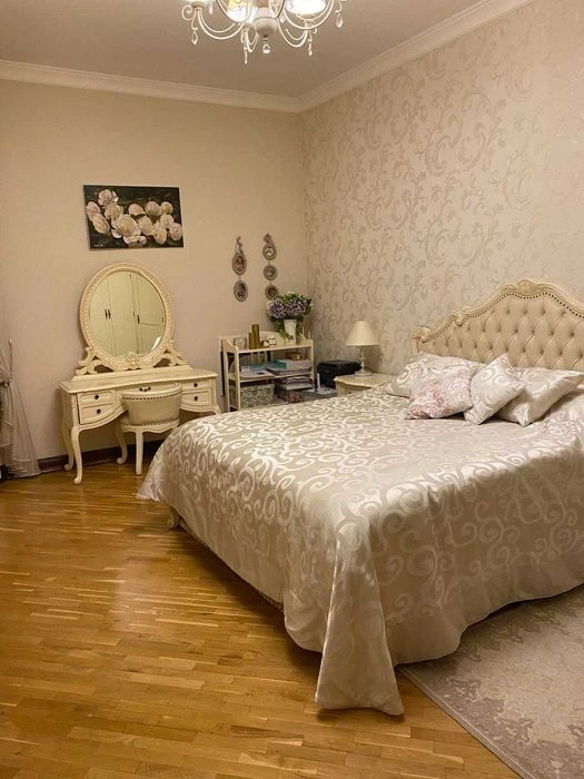 Продаж 3 кім квартири по вул.Левицького (105 м.кв., два балк