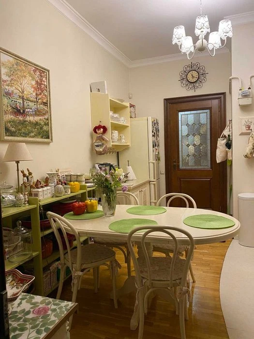 Продаж 3 кім квартири по вул.Левицького (105 м.кв., два балк